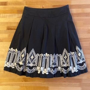 White House Black market skirt